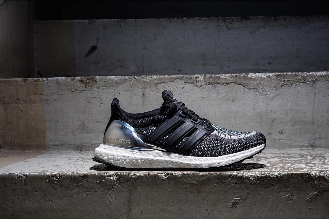 아디다스 울트라 부스트 메탈 골드 & 실버 (adidas Ultra Boost Metal Gold & Silver) 4 아디다스 울트라 부스트 메탈 골드 & 실버 (adidas Ultra Boost Metal Gold & Silver) 4