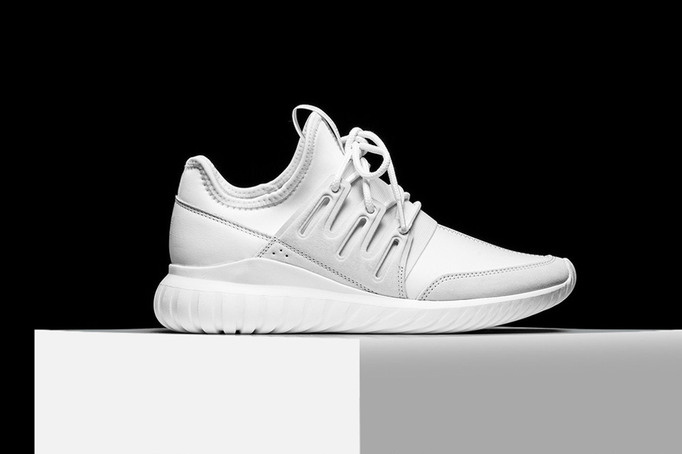 아디다스 튜블러 레디얼 (adidas Tubular Radial) 발매 2 아디다스 튜블라 래디얼 (adidas Tubular Radial crystal white)