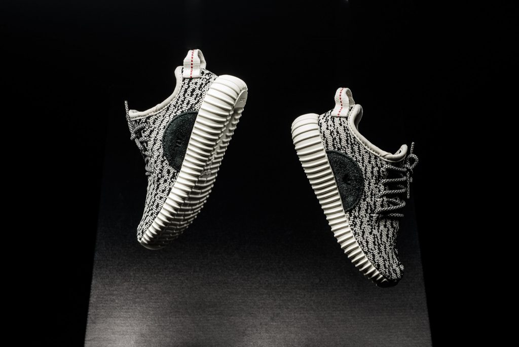 YEEZY350_INFANT_turtledove_1