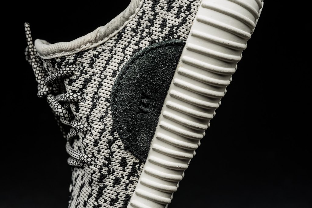 YEEZY350_INFANT_turtledove_2