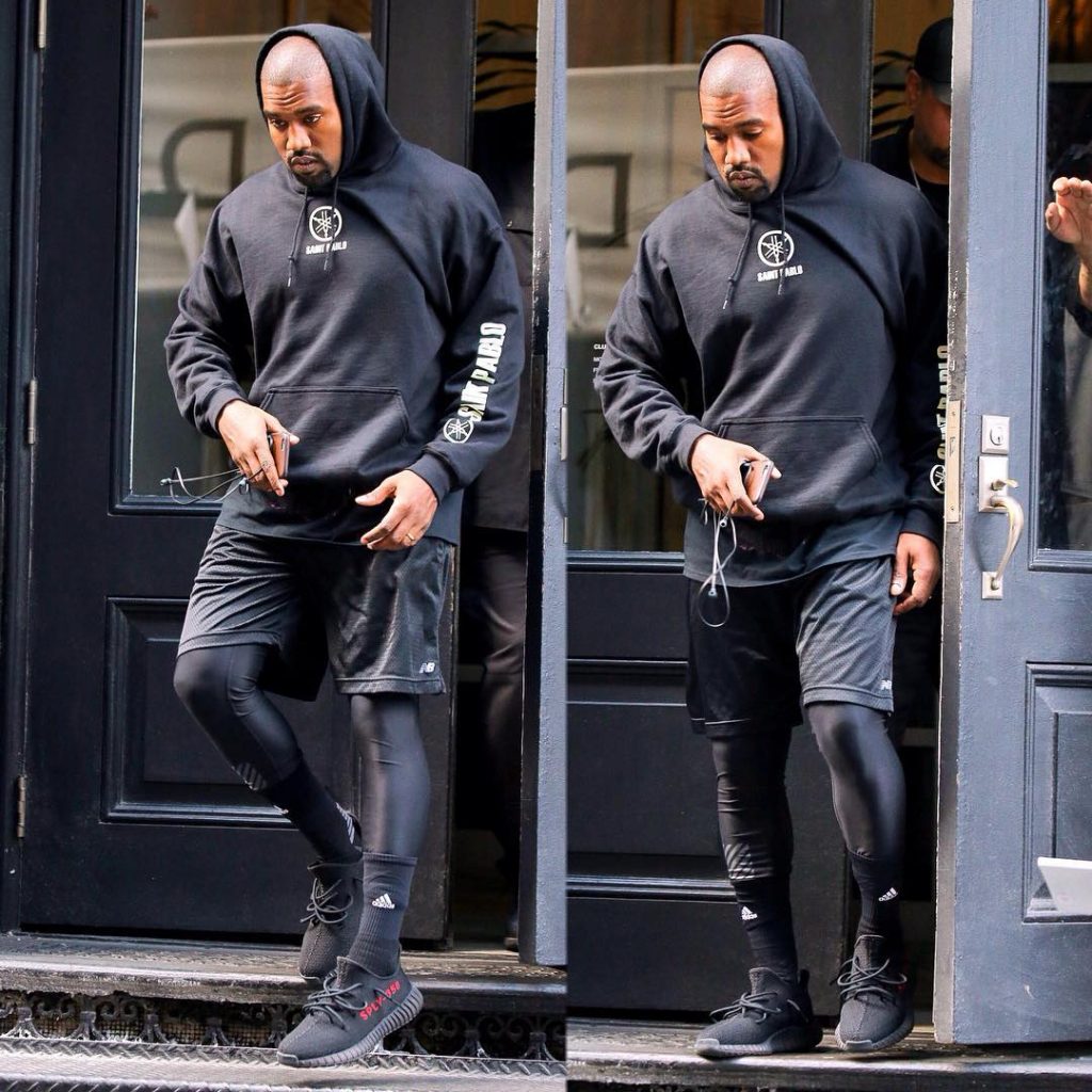 칸예 웨스트, 이지 부스트 350 2.0 블랙 & 레드 노출 1 kanyewest_yeezyboost350_2.0-1