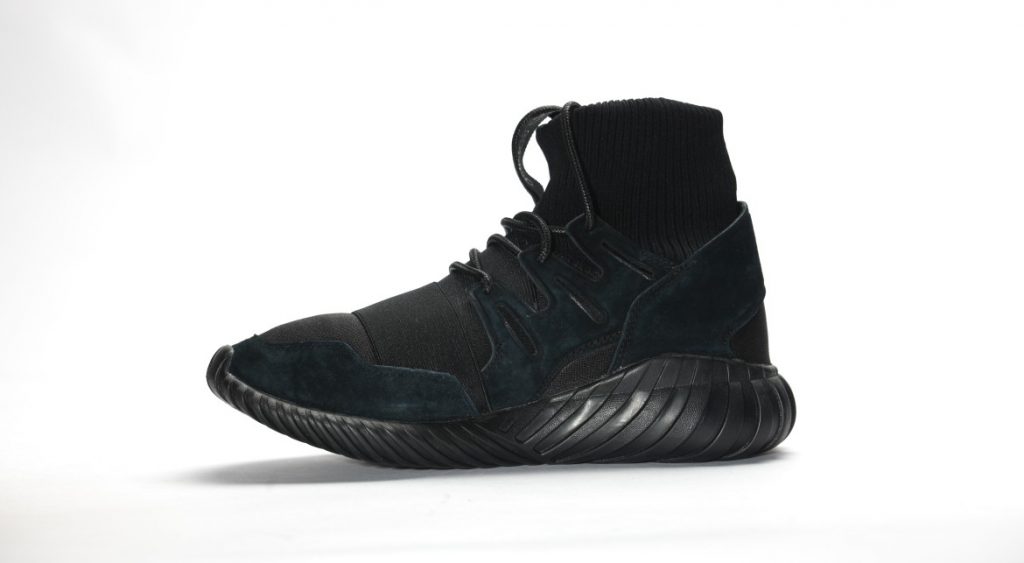 adidas-tubular-doom-black-s74794-2