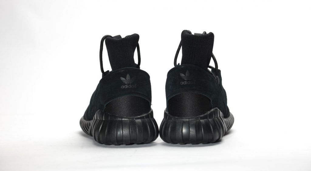 adidas-tubular-doom-black-s74794-4