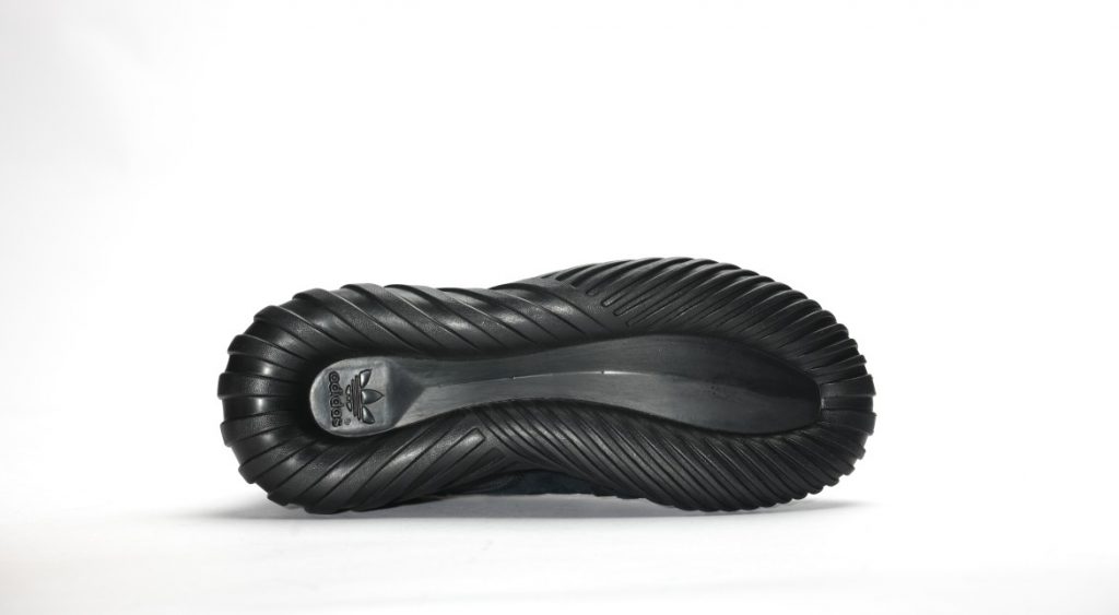 adidas-tubular-doom-black-s74794-5