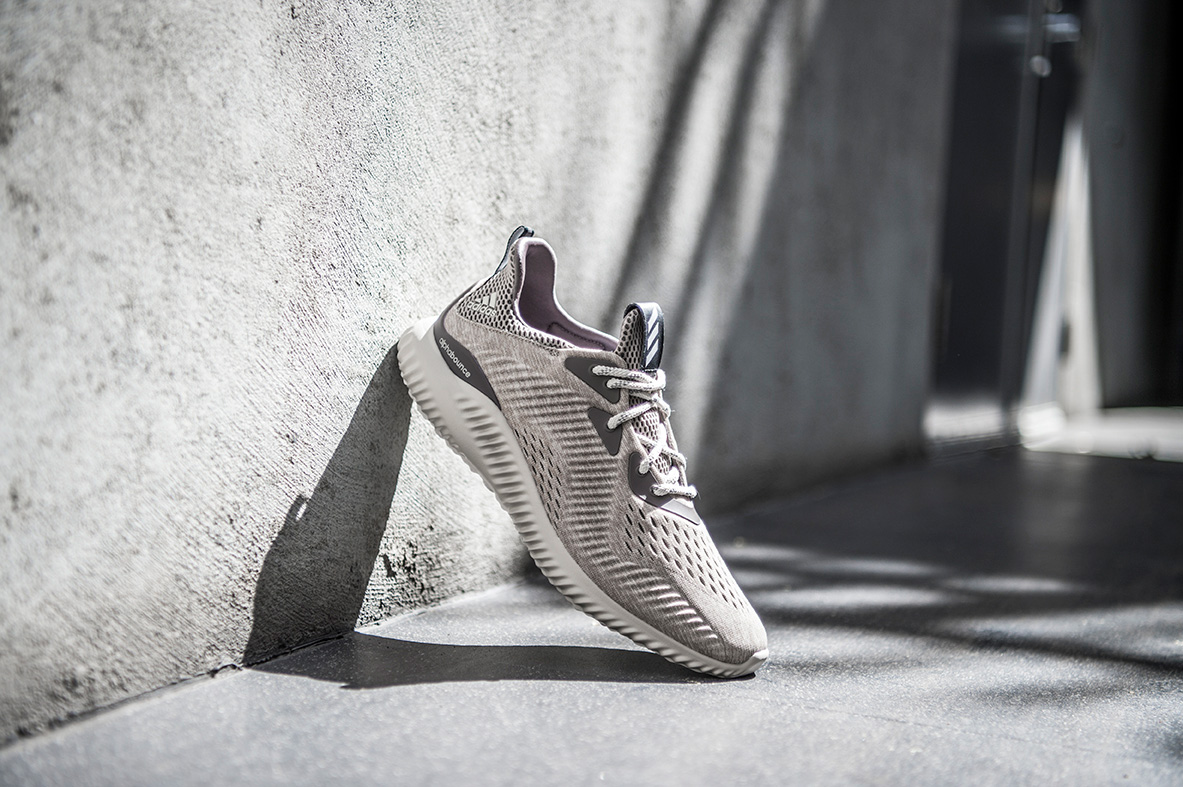 alphabounce-with-engineered-mesh_3