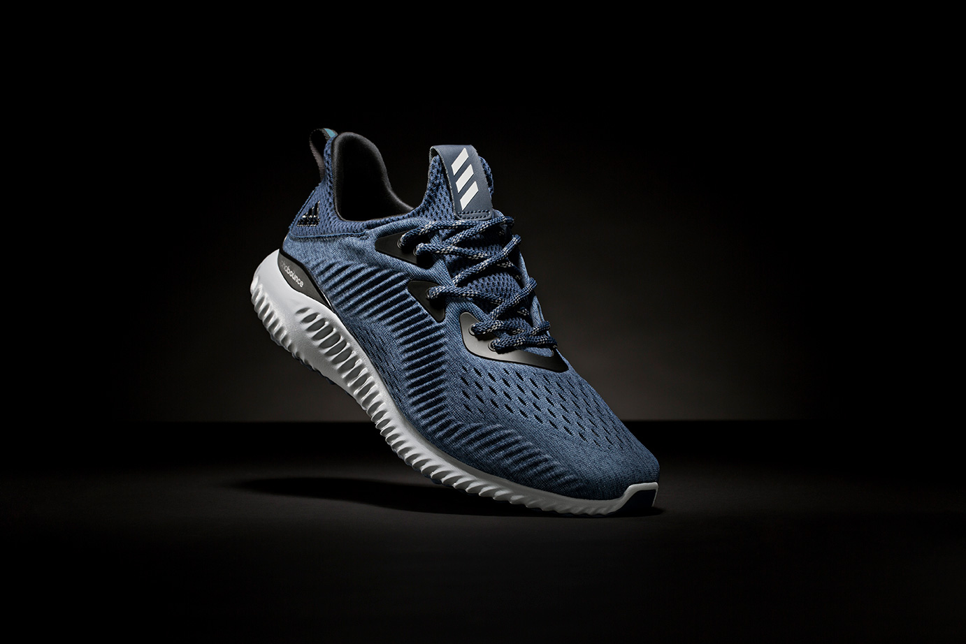 alphabounce-with-engineered-mesh_50