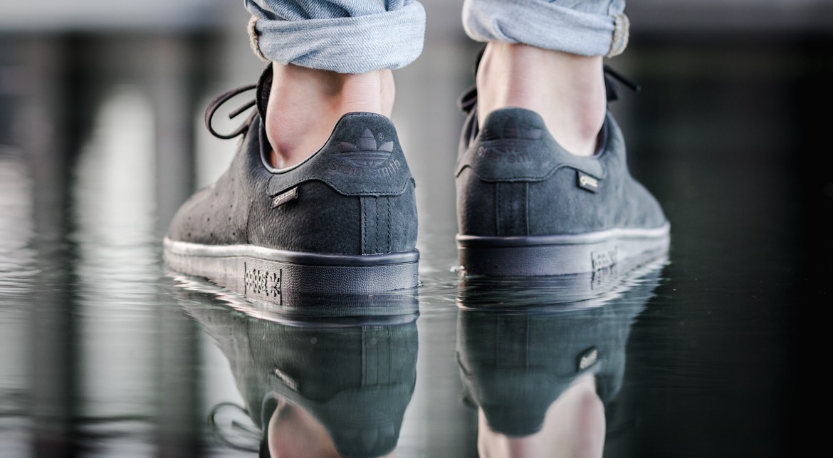 afew-store-sneaker-adidas-stan-smith-gtx-core-black-coreblack-coreblack-315