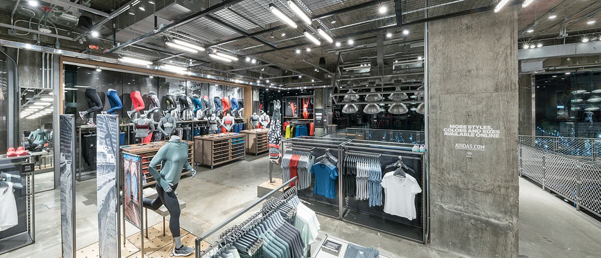 세계에서 제일 큰 아디다스 뉴욕 플래그십 스토어 오픈(adidas NYC Flagship Store) 13 세계에서 제일 큰 아디다스 뉴욕 플래그십 스토어 오픈(adidas NYC Flagship Store) 12