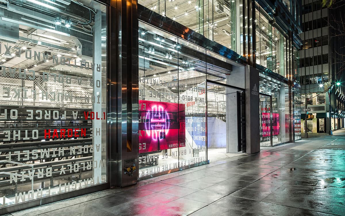 세계에서 제일 큰 아디다스 뉴욕 플래그십 스토어 오픈(adidas NYC Flagship Store) 16 세계에서 제일 큰 아디다스 뉴욕 플래그십 스토어 오픈(adidas NYC Flagship Store) 15