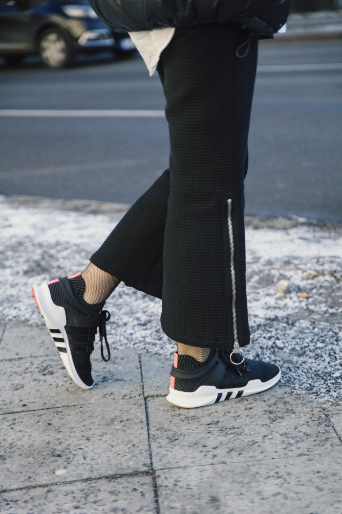 아디다스 오리지널스 EQT Turbo Red Pack 룩북 (adidas Originals EQT Turbo Red Pack Look by Sneakersnstuff) 8