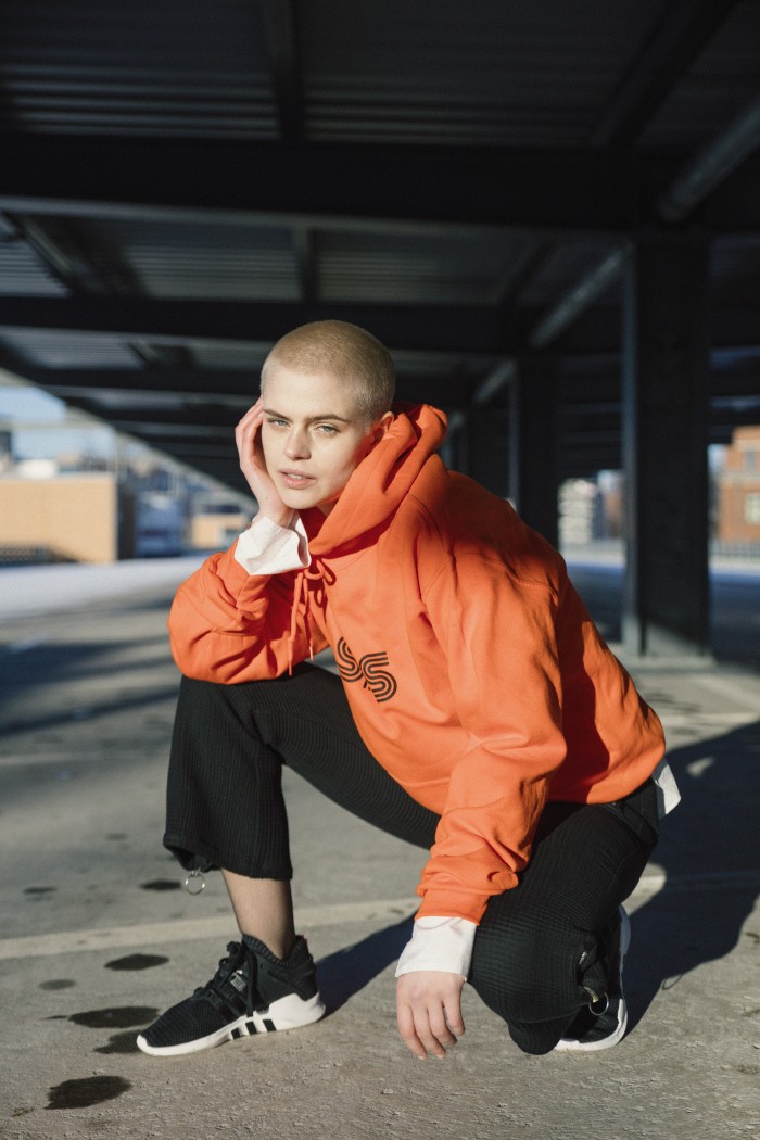 아디다스 오리지널스 EQT Turbo Red Pack 룩북 (adidas Originals EQT Turbo Red Pack Look by Sneakersnstuff) 2