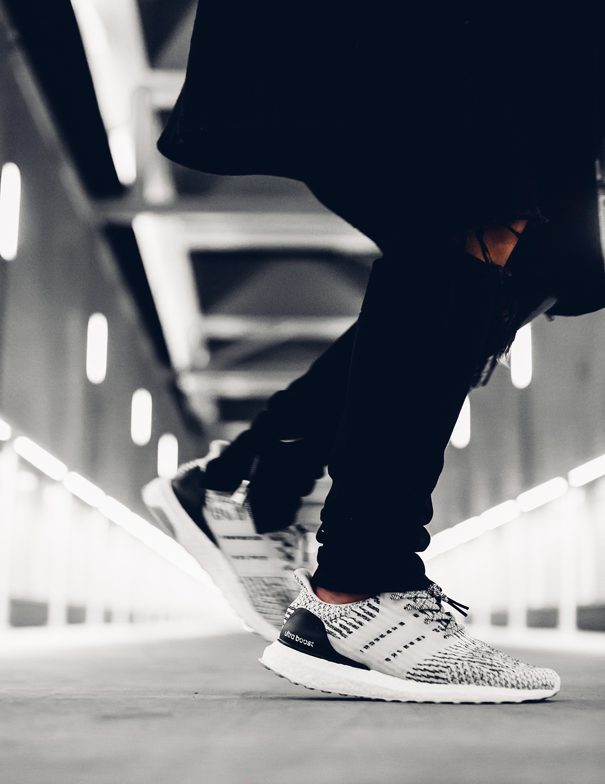 아디다스 울트라 부스트 3.0 오레오 착샷 by Nicekicks (Closer Look at the adidas Ultra Boost 3.0 Oreo) 3