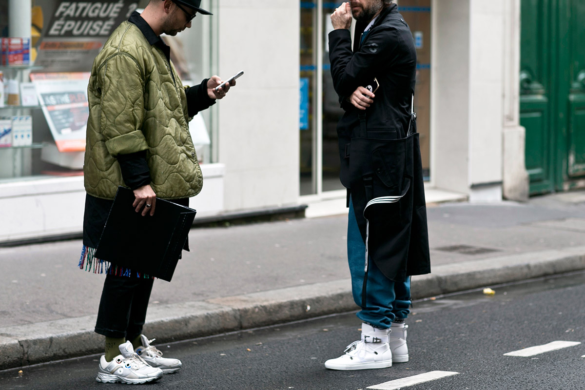 Y-3 FW16 패션쇼 스트리트 패션, 프랑스 파리 패션 위크 (A Street Style Special From Outside Y-3’s FW16 Show in Paris) 4