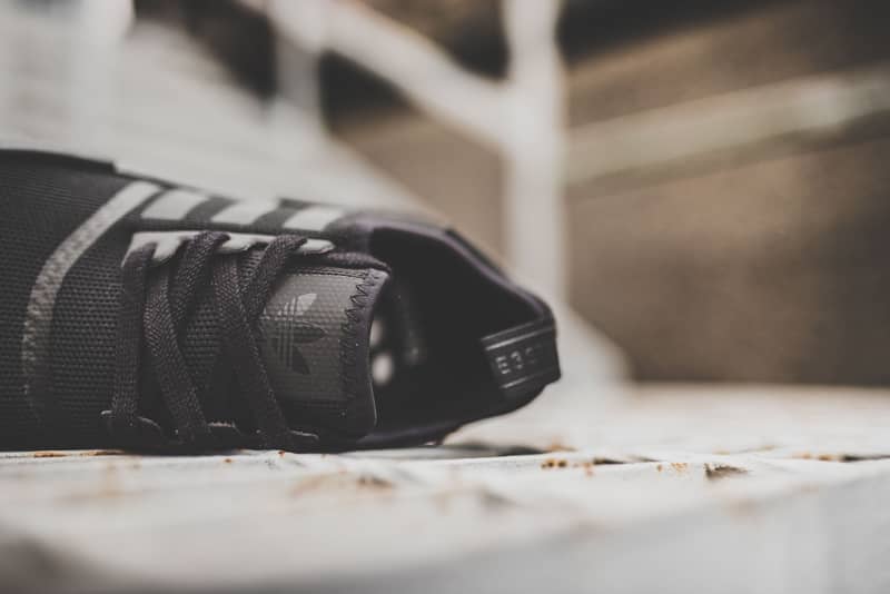아디다스 오리지널스 NMD R1 모노크롬 팩 (adidas Originals NMD R1 Monochrome Pack) 23 아디다스 오리지널스 NMD R1 모노크롬 팩 (adidas Originals NMD R1 Monochrome Pack) 15