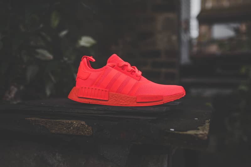 아디다스 오리지널스 NMD R1 모노크롬 팩 (adidas Originals NMD R1 Monochrome Pack) 11 아디다스 오리지널스 NMD R1 모노크롬 팩 (adidas Originals NMD R1 Monochrome Pack) 3
