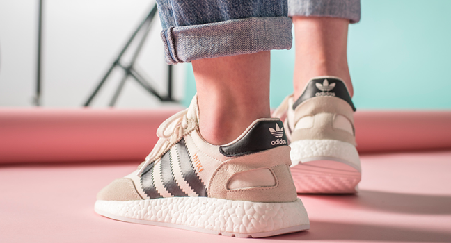 풋락커 x 아디다스 오리지널스 with 소피아 리치 (Foot Locker x adidas present Iniki with Sofia Richi) 3 풋락커 x 아디다스 오리지널스 with 소피아 리치 (Foot Locker x adidas present Iniki with Sofia Richi) 3