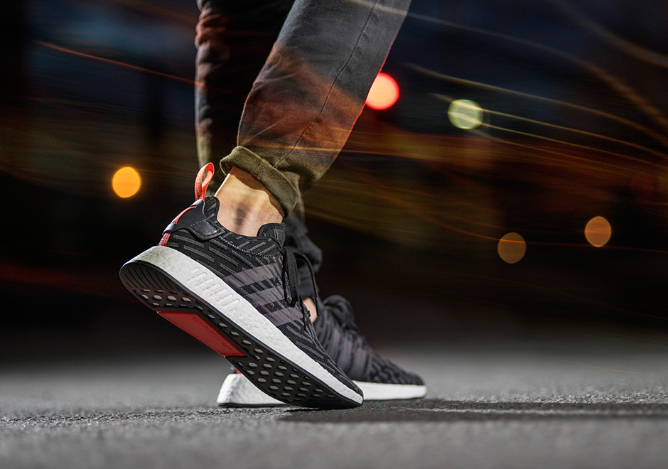 아디다스 오리지널스 NMD R2 풋락커 독점 모델 (adidas Originals NMD R2 footlocker exclusive) 1 아디다스 오리지널스 NMD R2 풋락커 독점 모델 (adidas Originals NMD R2 footlocker exclusive) 1