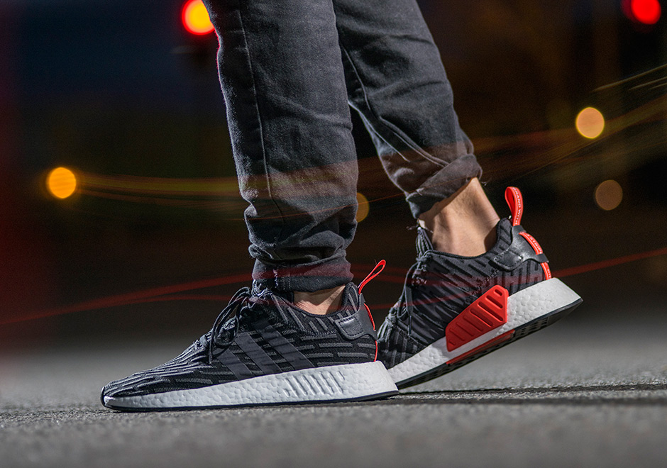 아디다스 오리지널스 NMD R2 풋락커 독점 모델 (adidas Originals NMD R2 footlocker exclusive) 2 아디다스 오리지널스 NMD R2 풋락커 독점 모델 (adidas Originals NMD R2 footlocker exclusive) 2