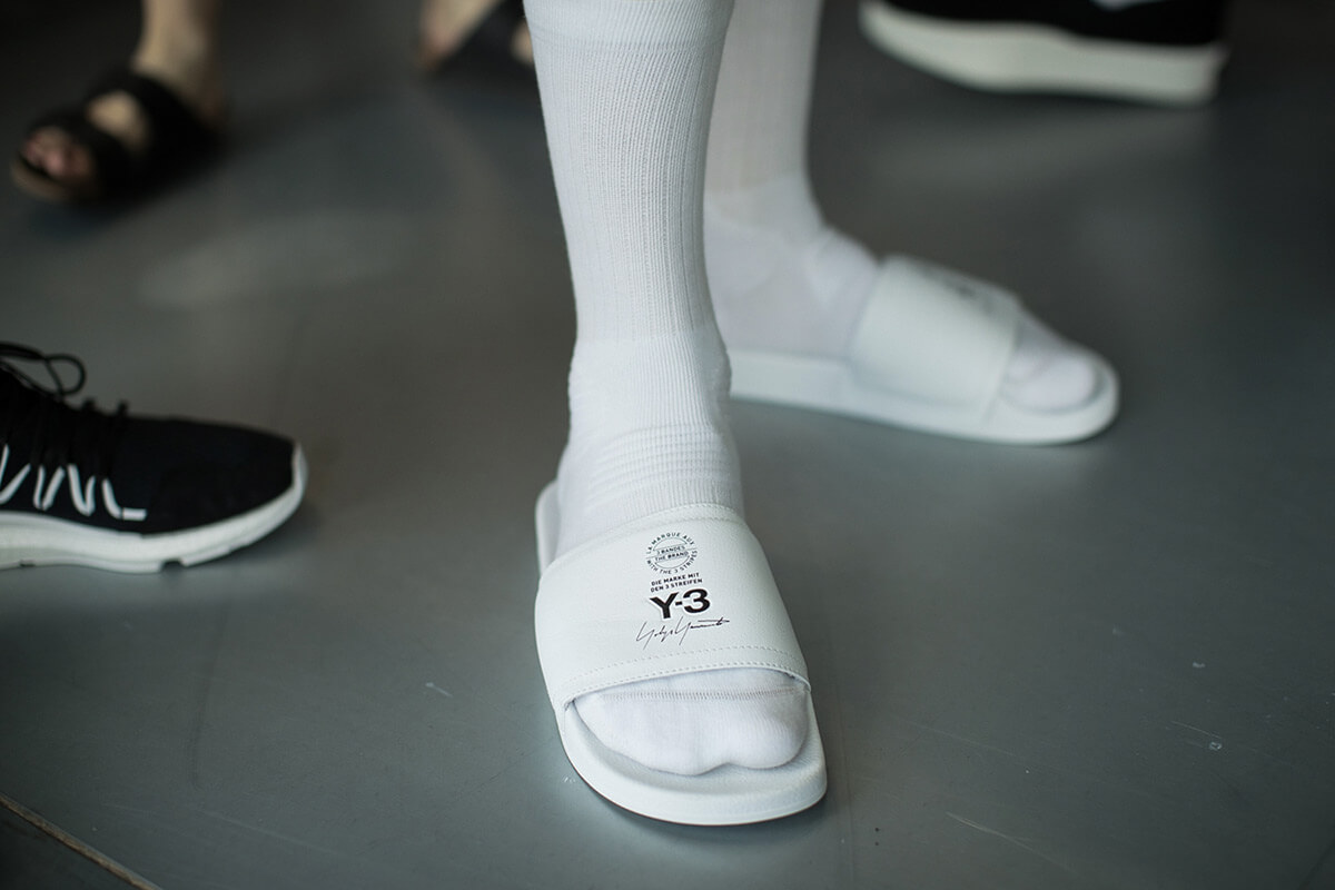 아디다스 Y-3 SS18 스니커즈 클로즈업 (adidas Y-3 SS18 Sneakers Close Preview) 15