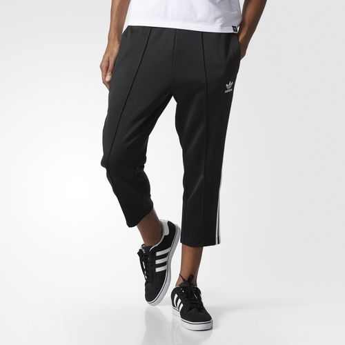 아디다스 부스트 스니커즈에 어울릴 찰떡궁합 트랙 팬츠 (The 8 Best adidas Track Pants To Wear With Boost) 7