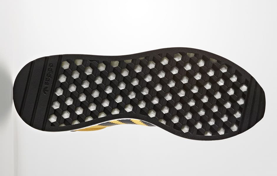 킬빌!! 아디다스 오리지널스 이니키 러너 부스트 골든로드 (adidas Originals Iniki Runner Boost Goldenrod, Kill Bill Ver) 7