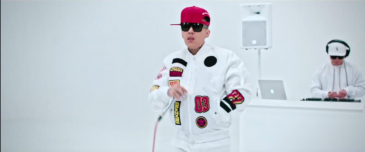 아디다스 오리지널스와 함께한 도끼의 신곡 크레이지 뮤직비디오(Dok2 - Crazy Music Video with adidas Originals) 13