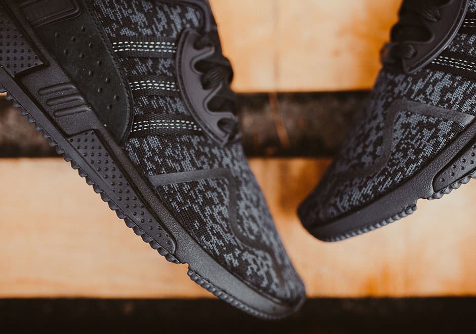 11월 24일, 블랙프라이데이에 발매되는 EQT 쿠션 ADV 트리플 블랙 (EQT Cushion ADV Triple Black release on Black Friday) 3