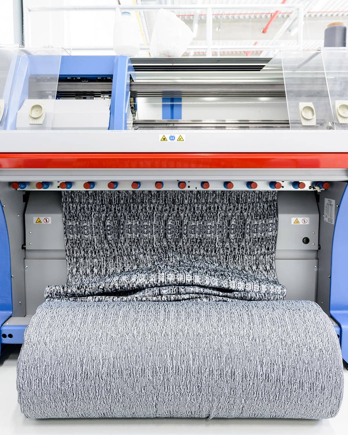 포토그래퍼 앨러스테어 필립 와이퍼가 기록한 아디다스 공장(adidas factory behind scenes by Alastair Philip Wiper) 22