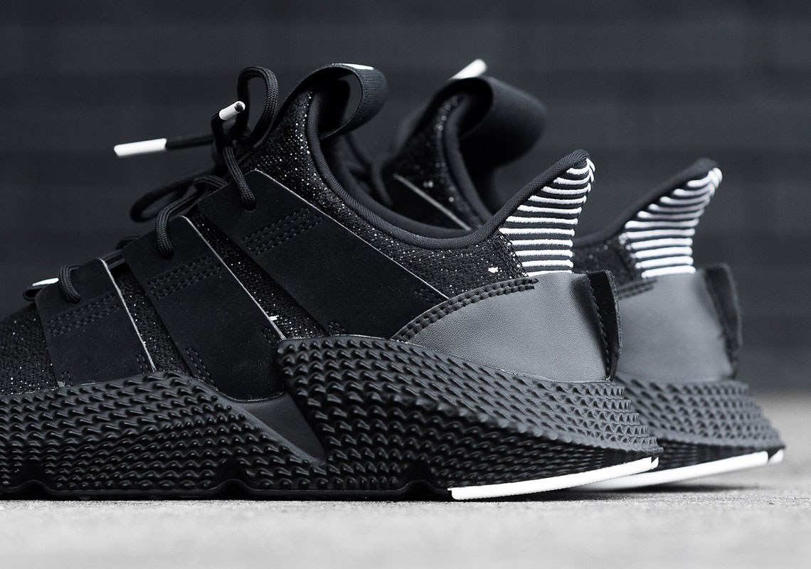 아디다스 오리지널스 프로피어 쿠키 앤 크림(adidas Originals Prophere Cookies n Cream) 2 adidas Originals Prophere Cookies n Cream 2
