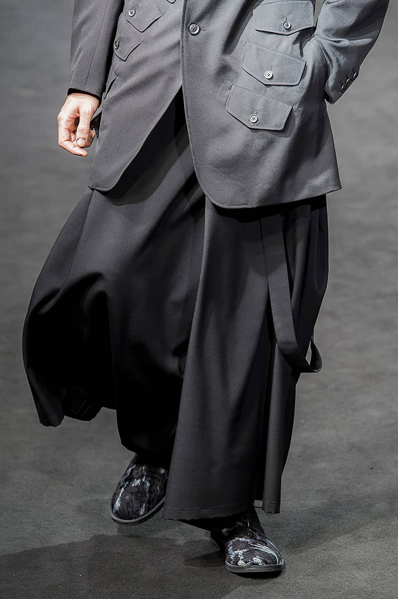 Yohji Yamamoto SS19 Menswear Fashion Show Detail Look-3