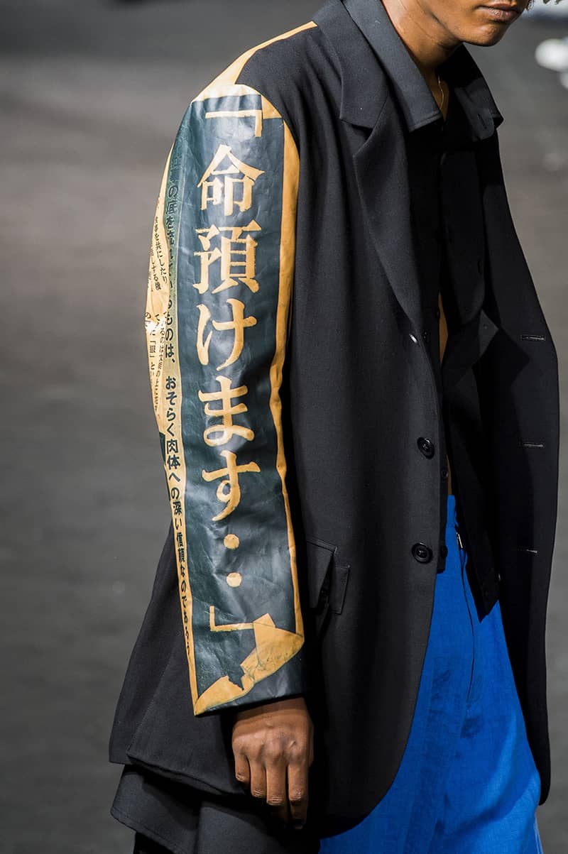 마스터 오브 쉐도우, 요지 야마모토 SS19 남성복 패션쇼 디테일 룩(Yohji Yamamoto SS19 Menswear Fashion Show Detail Look) 35