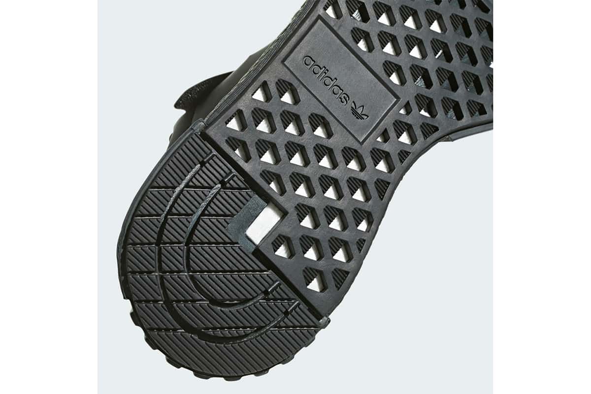 adidas Originals Futurepacer Triple Black-7