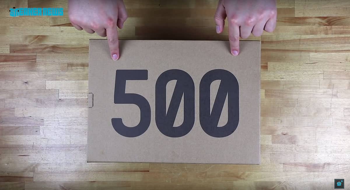 Yeezy 500 Unboxing by Sneakernews-1