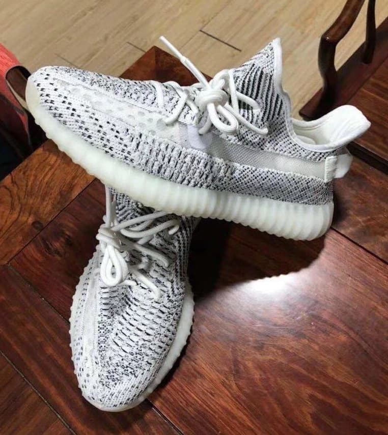 Yeezy Boost 350 V2 Static Closer Look-16