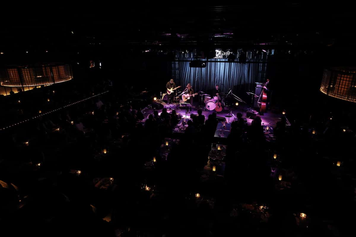 19년 만의 첫 단독 공연, 요지 야마모토 x 라이브 @ 블루 노트 도쿄 리뷰 요약(Yohji Yamamoto x Live at Blue Note Tokyo recap)-2