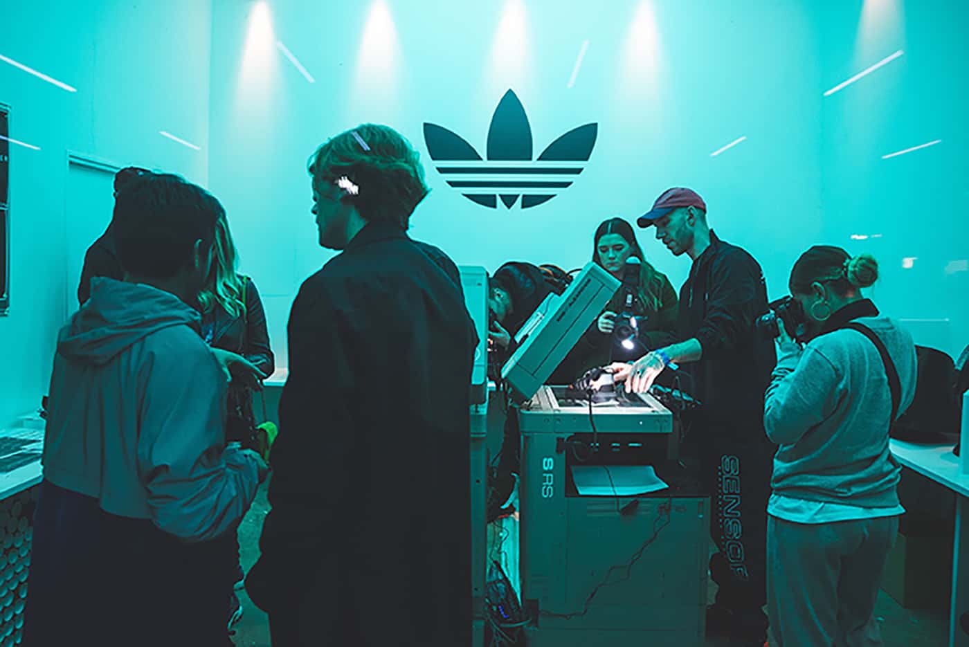 런던에서 진행된 아디다스 오리지널스 나이트 조거 런칭 파티(Recap: adidas Originals Nite Jogger Launch in London) 6 런던에서 진행된 아디다스 오리지널스 나이트 조거 런칭 파티(Recap: adidas Originals Nite Jogger Launch in London)-6