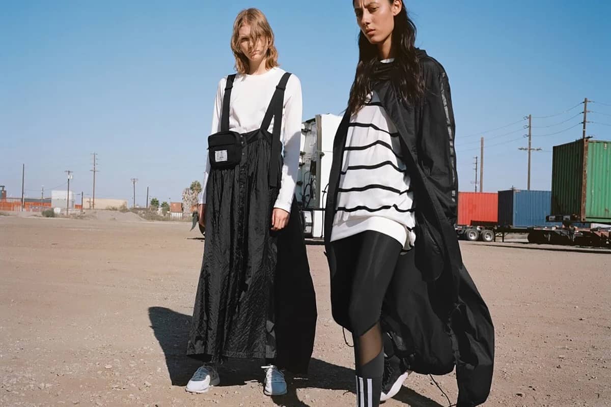 Y-3 SS19 캠페인 룩북 공개(Y-3 SS19 Campaign Lookbook) 2 Y-3 SS19 캠페인 룩북(Y-3 SS19 Campaign Lookbook)-2