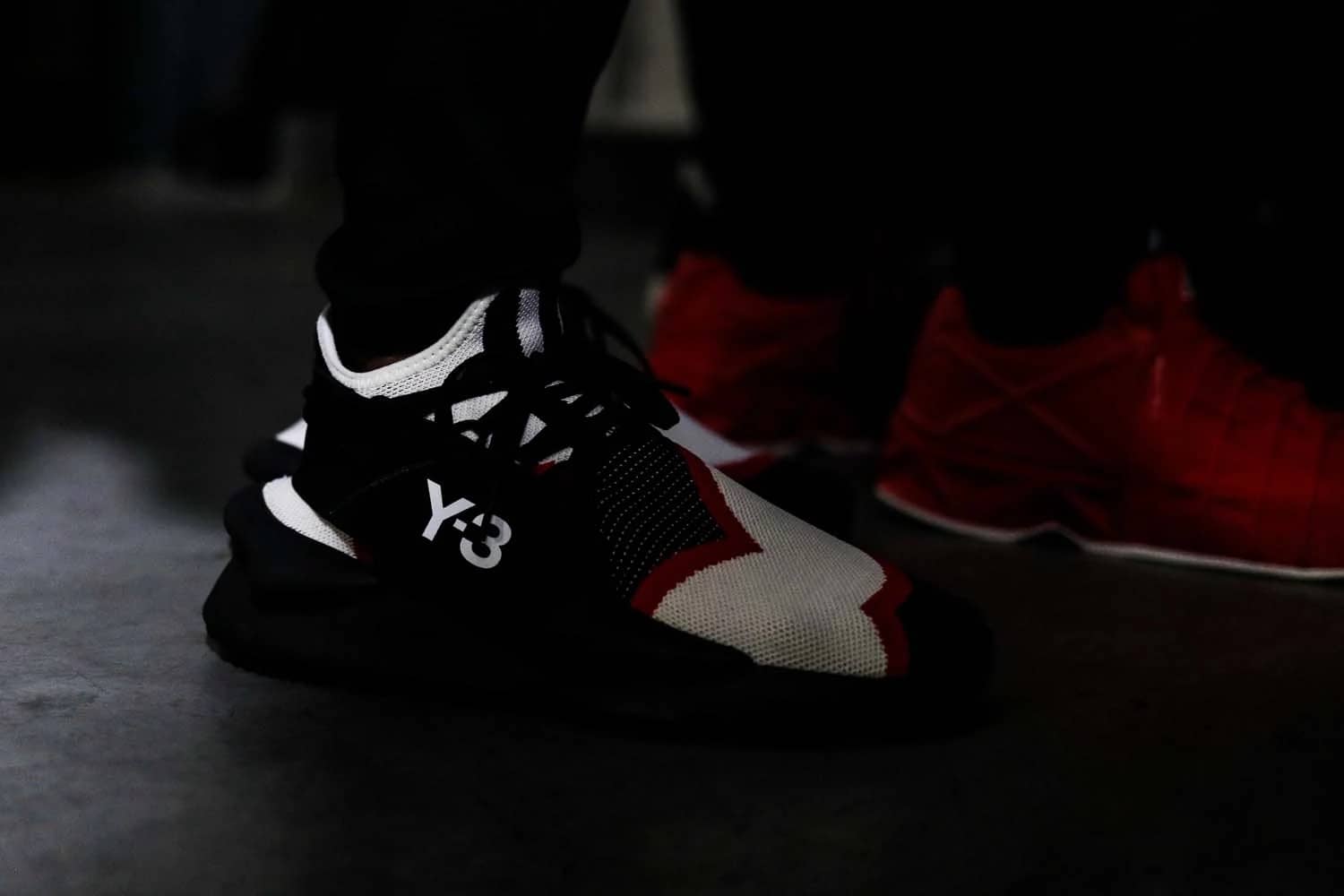 아디다스 x 요지 야마모토, Y-3 FW19 런어웨이 백스테이지(Y-3 FW19 Runway Backstage) 18 Y-3 FW19 런어웨이 백스테이지(Y-3 FW19 Runway Backstage)-18