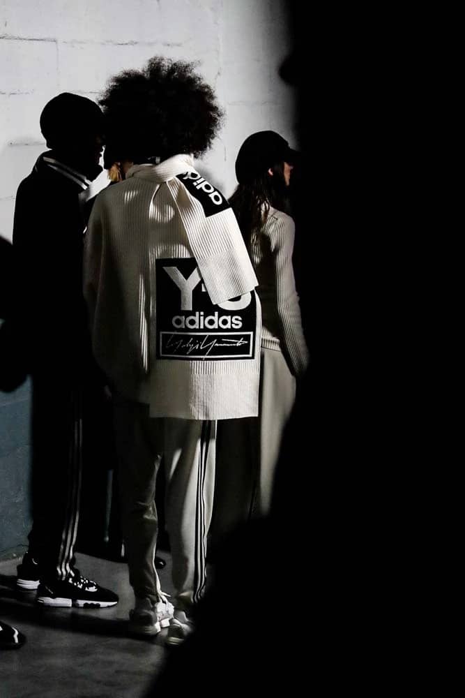 아디다스 x 요지 야마모토, Y-3 FW19 런어웨이 백스테이지(Y-3 FW19 Runway Backstage) 30 Y-3 FW19 런어웨이 백스테이지(Y-3 FW19 Runway Backstage)-30