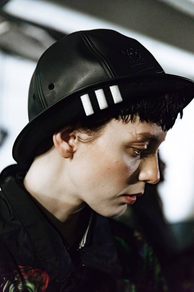 아디다스 x 요지 야마모토, Y-3 FW19 런어웨이 백스테이지(Y-3 FW19 Runway Backstage) 44 Y-3 FW19 런어웨이 백스테이지(Y-3 FW19 Runway Backstage)-44