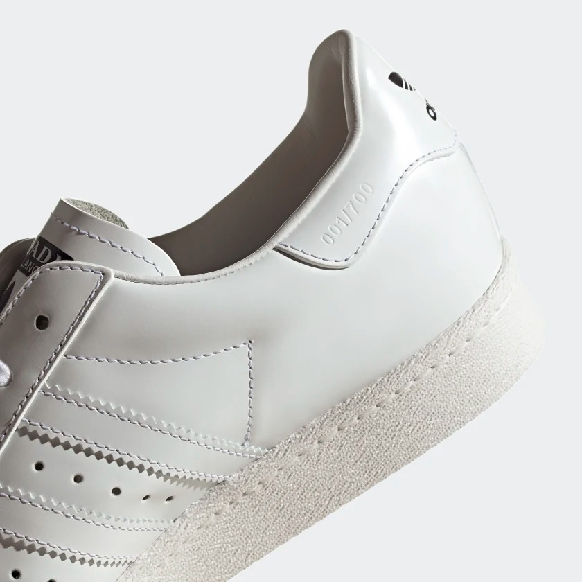 12월 4일 발매, 프라다 x 아디다스 슈퍼스타 리미티드 에디션(Prada x adidas Superstar) 13