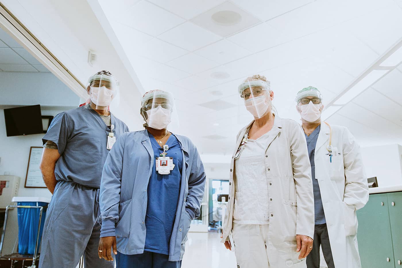 코로나19에 싸우는 의료진을 위한 아디다스의 캠페인(Thank You Healthcare Heroes Campaign) 1 코로나19에 싸우는 의료진을 위한 아디다스의 캠페인(adidas - Thank You Healthcare Heroes)-1