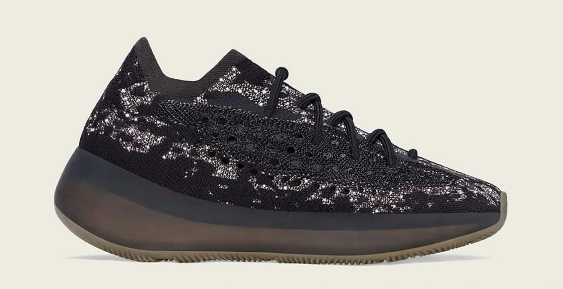 이지 부스트 380 오닉스 리플렉티브(YEEZY BOOST 380 Onyx Reflective)-H02536