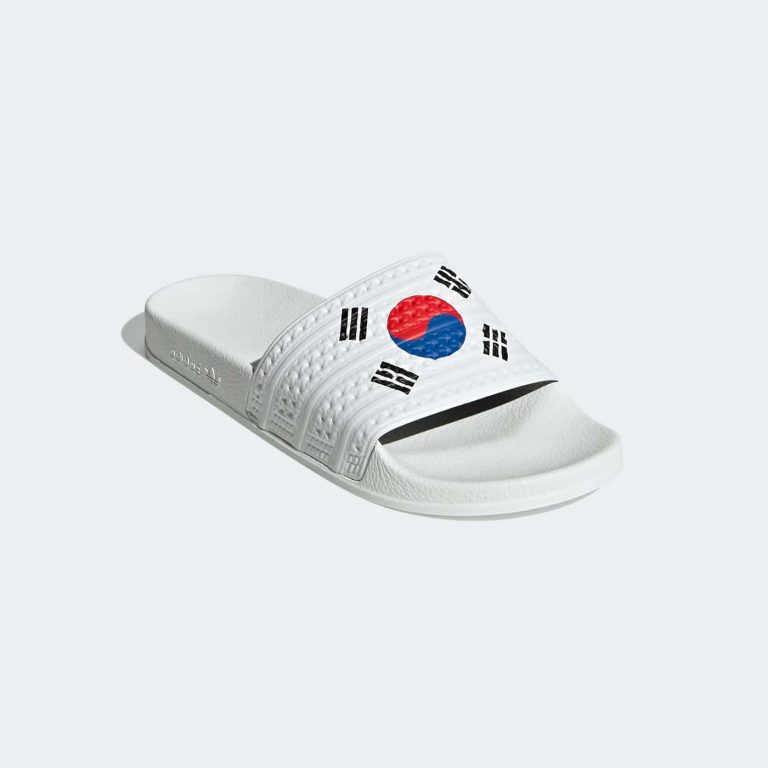 ìëë¤ì¤ ìëë  ì¬ë¼ì´ë êµ­ë½ ìëì(adidas adilette slides Korea Edition) | ìë¬ë¸ìëë¤ì¤ï½adidas Daily Magazine 