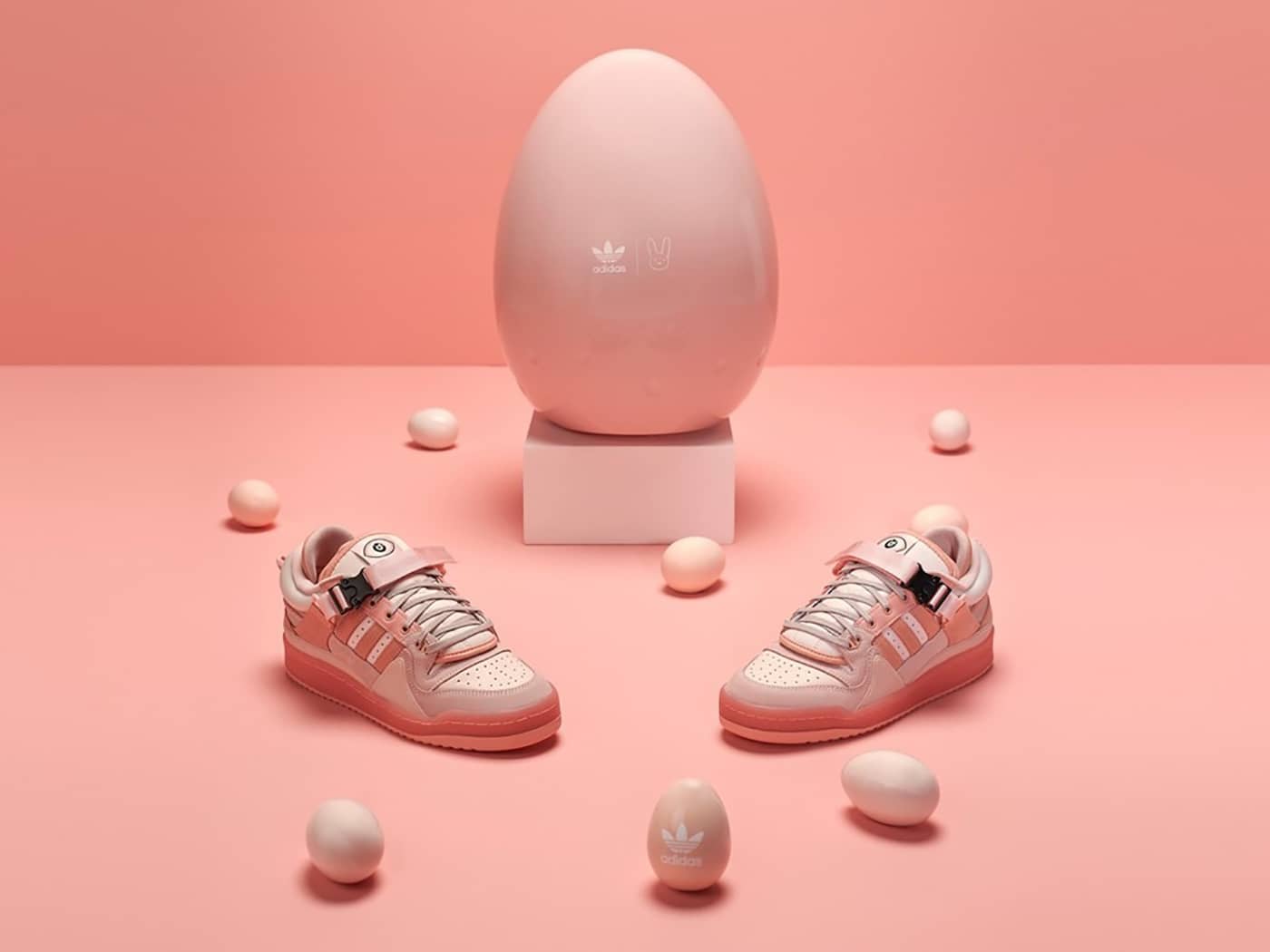 배드 버니 x 아디다스 포럼 이스터 에그(Bad Bunny x adidas Forum Low Easter Egg)