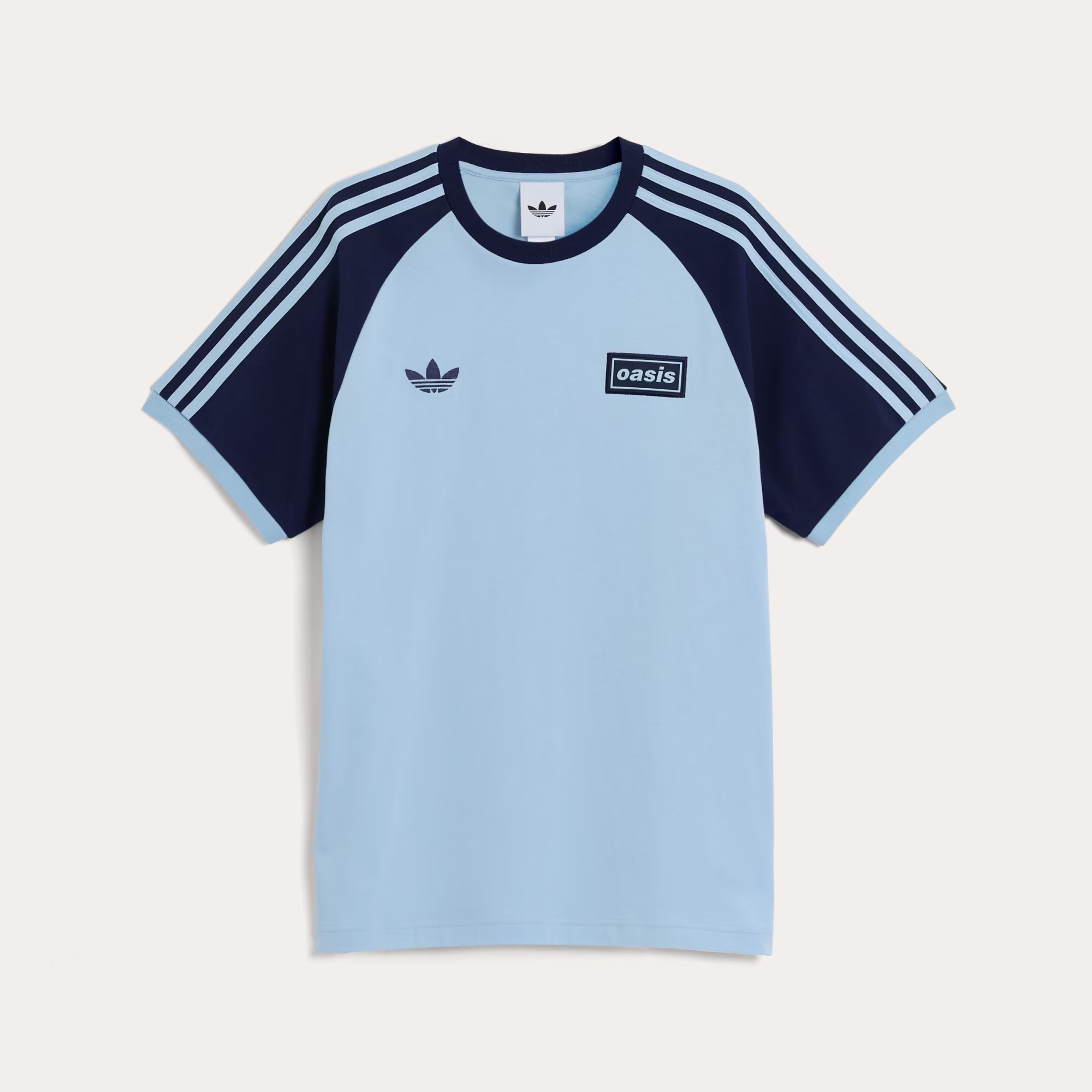 아디다스 x 오아시스 투어 3-스트라이프 티셔츠(adidas x Oasis tour 3-stripes tee)/
product code: KT3447