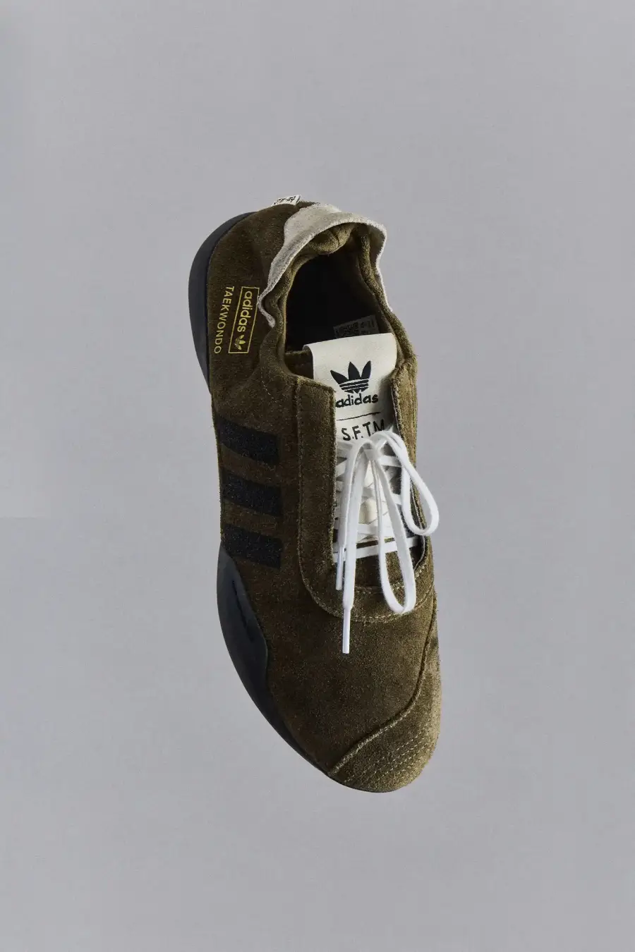 아디다스 송포터뮤트 006(Song For The Mute x adidas 006)